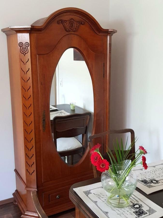 Ferienwohnung Elbhangblick - Fur 2 Personen Drezda Kültér fotó